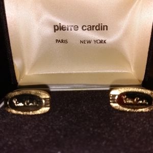 Cufflinks